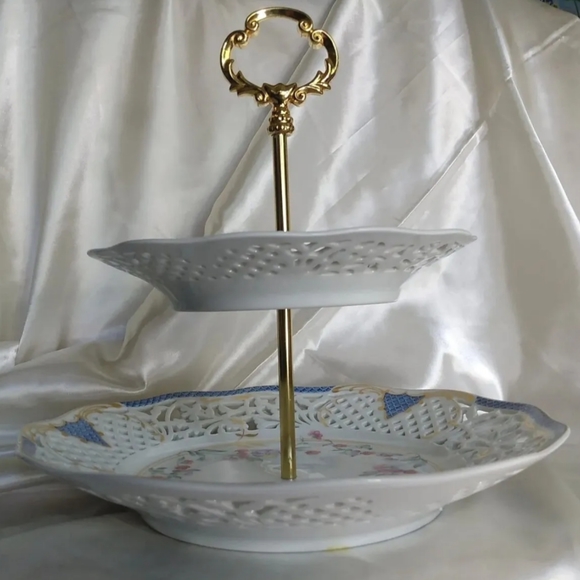 Vtg Oscar De La Renta 2 tier serving tray tidbit dessert blue floral tea party - Picture 4 of 12